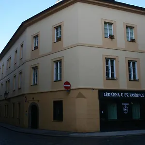 https://apartment-stare-mesto-anenska.praguehotelsweb.com